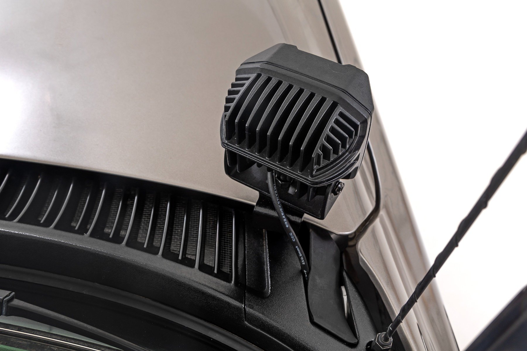 LED Light Kit | Ditch Mount | 2" Black Pair | Amber DRL | Chevy Silverado 1500 (99-06) - Image 5