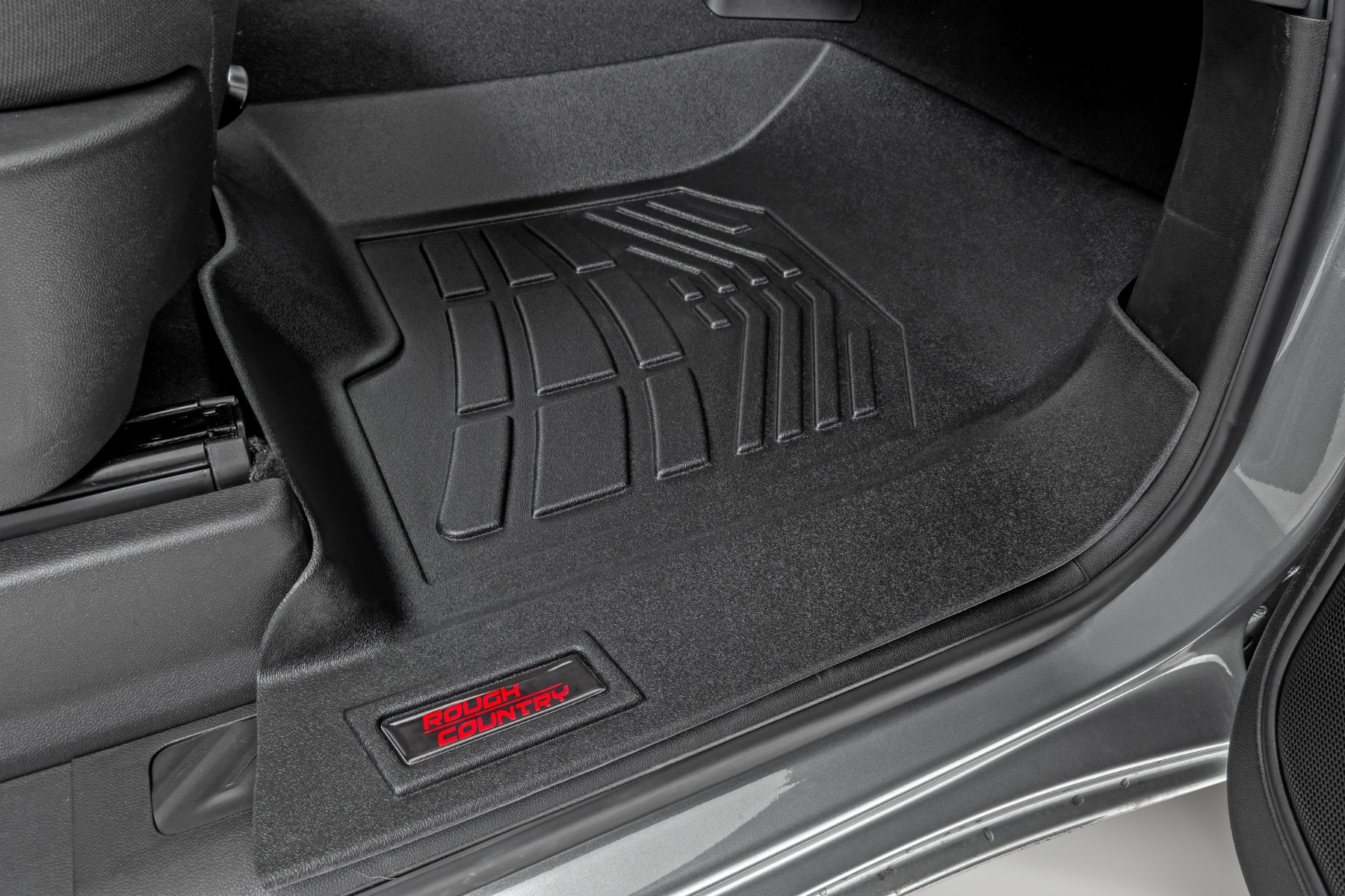 Floor Mats | FR Bucket | Crew | Chevy/GMC 1500/2500HD/3500HD (19-25 & Classic) - Image 4