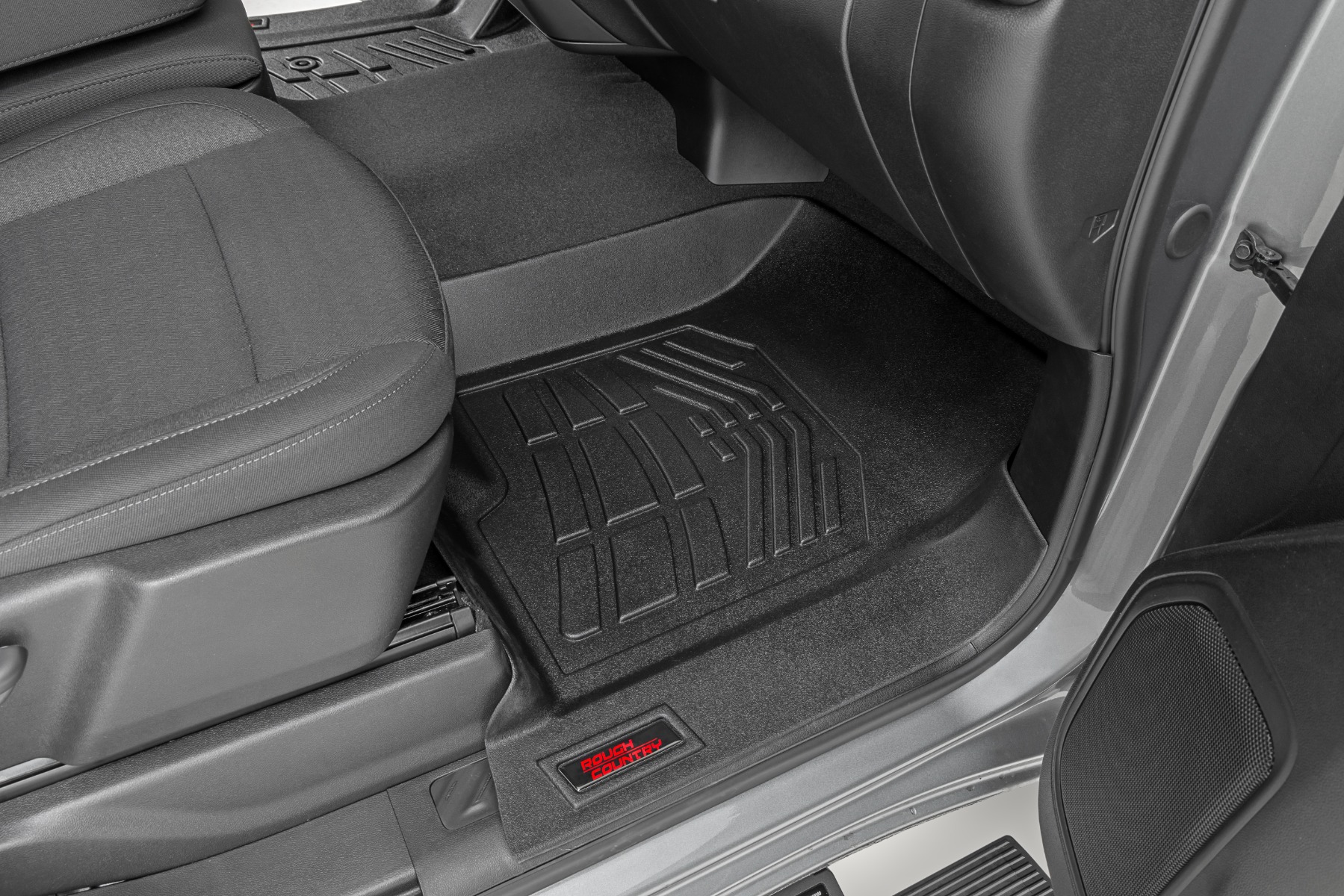 Floor Mats | FR Bucket | Crew | Chevy/GMC 1500/2500HD/3500HD (19-25 & Classic) - Image 5