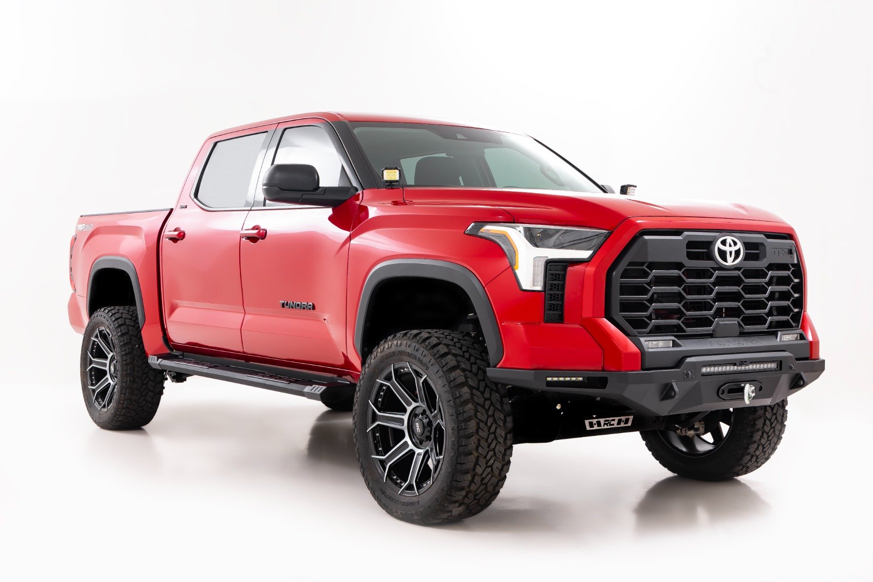 HD2 Aluminum Running Boards | CrewMax | Toyota Tundra 2WD/4WD (2022-2025) - Image 4