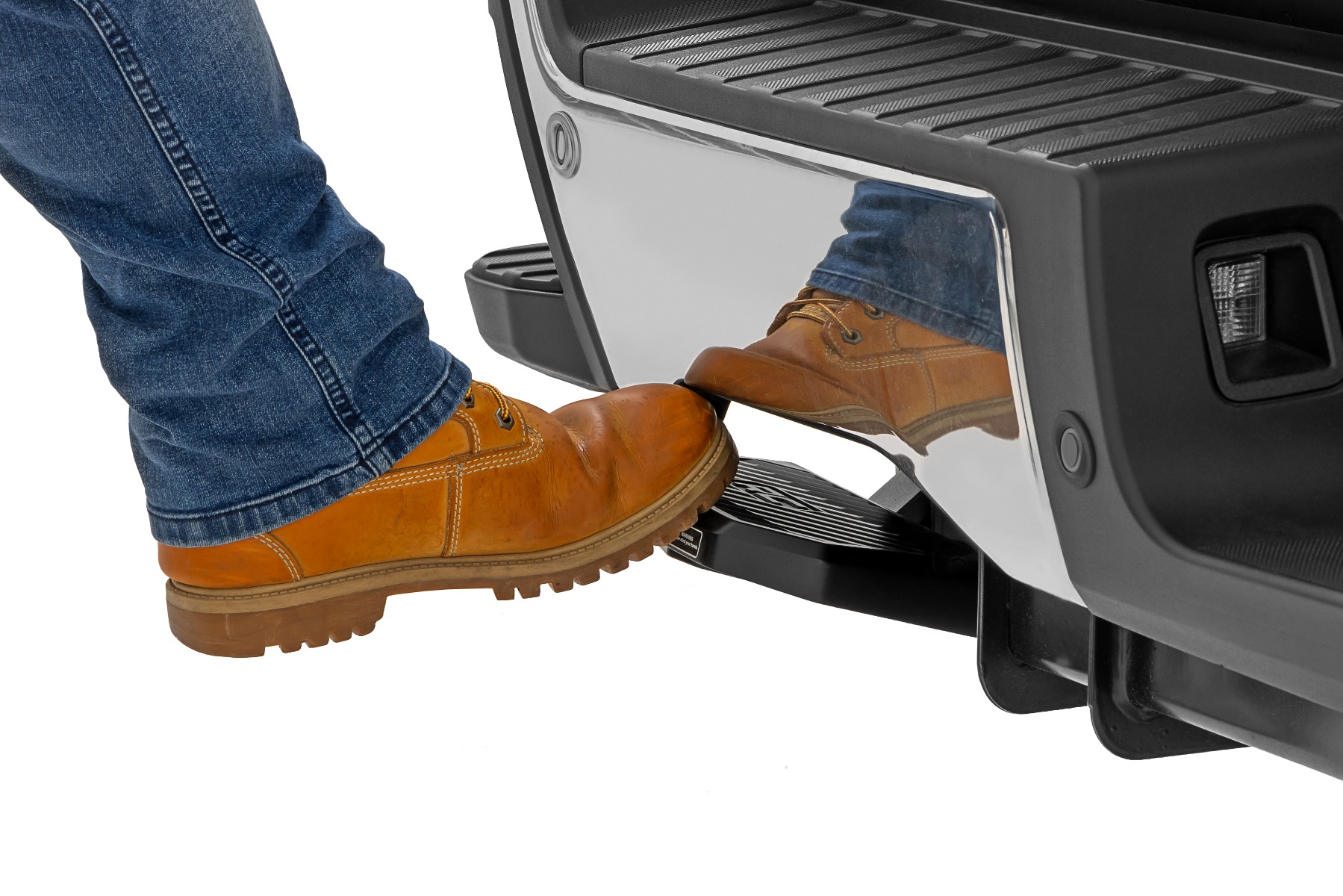 Retractable Bed Step | Manual Pull | Ford F-250/350/450 (23-24) - Image 2