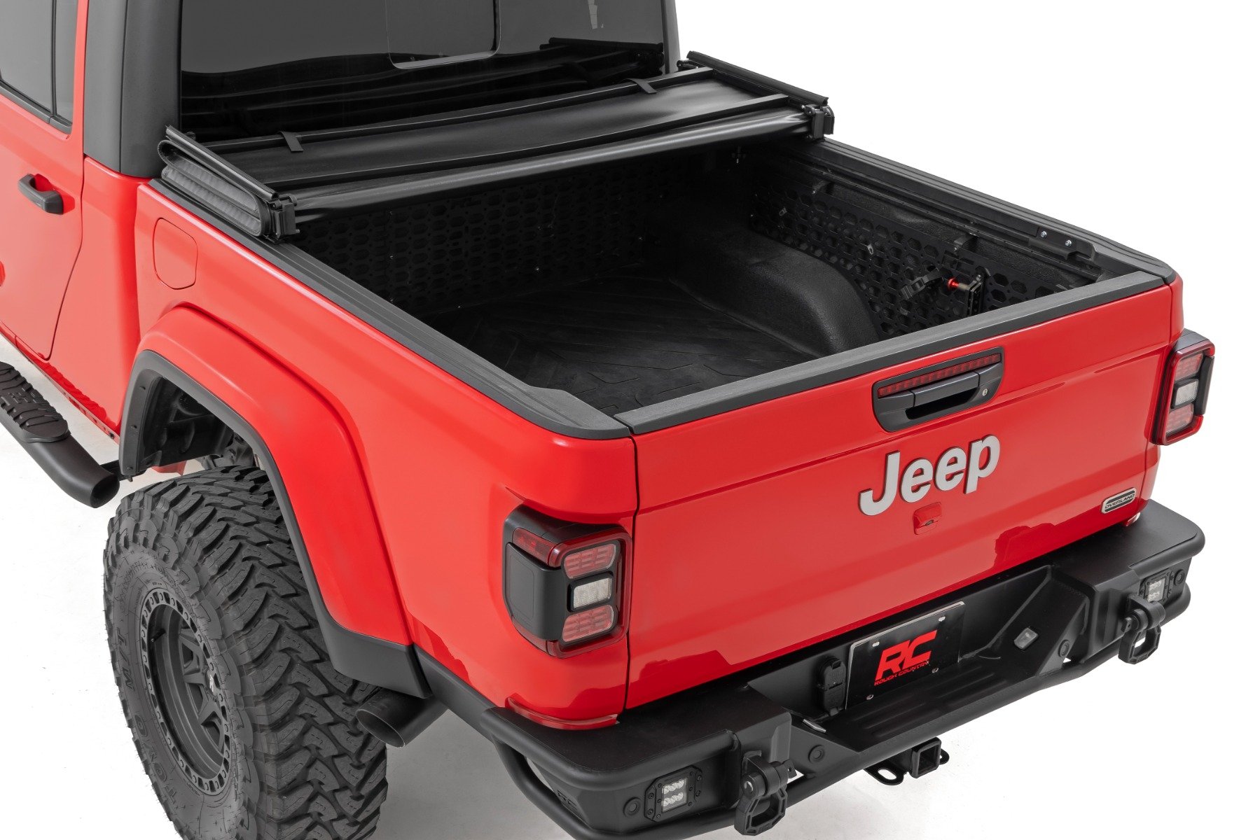 Soft Tri-Fold Bed Cover | 5' Bed | Jeep Gladiator JT 4WD (2020-2024) - Image 2