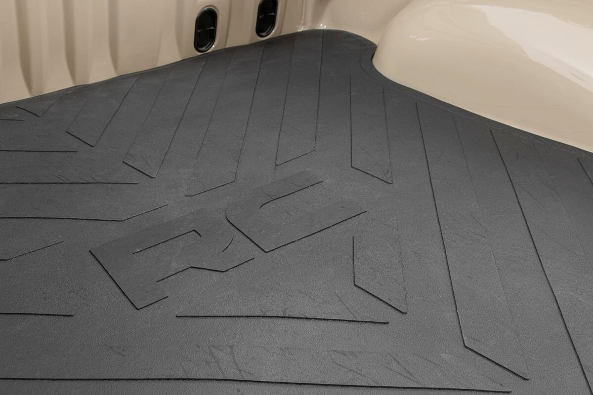 Bed Mat | 5'10" Bed | RC Logo | Chevy/GMC Sierra 1500 (19-25)/Silverado 1500 (19-25) - Image 3
