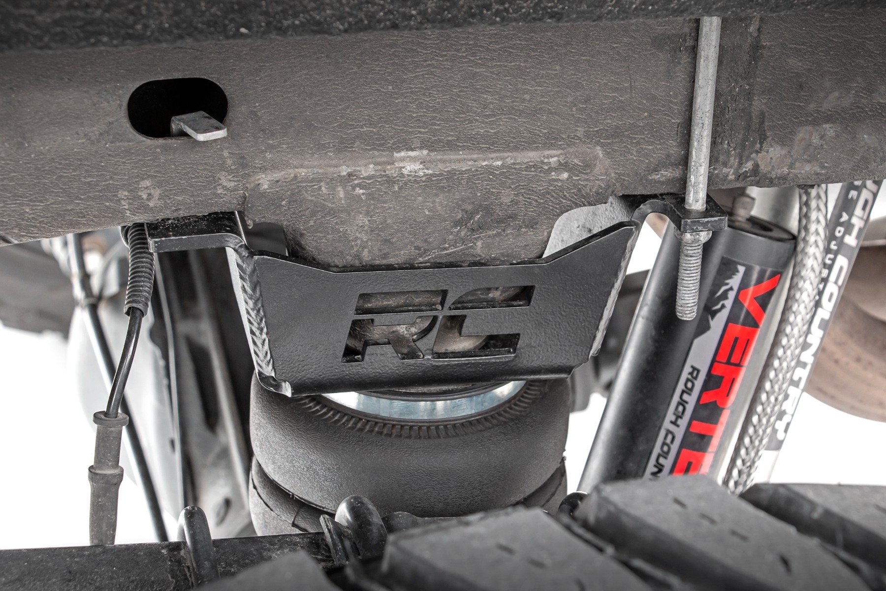 Air Spring Kit w/compressor | 5 Inch Lift Kit | Chevy/GMC 1500 (07-18 & Classic) - Image 3