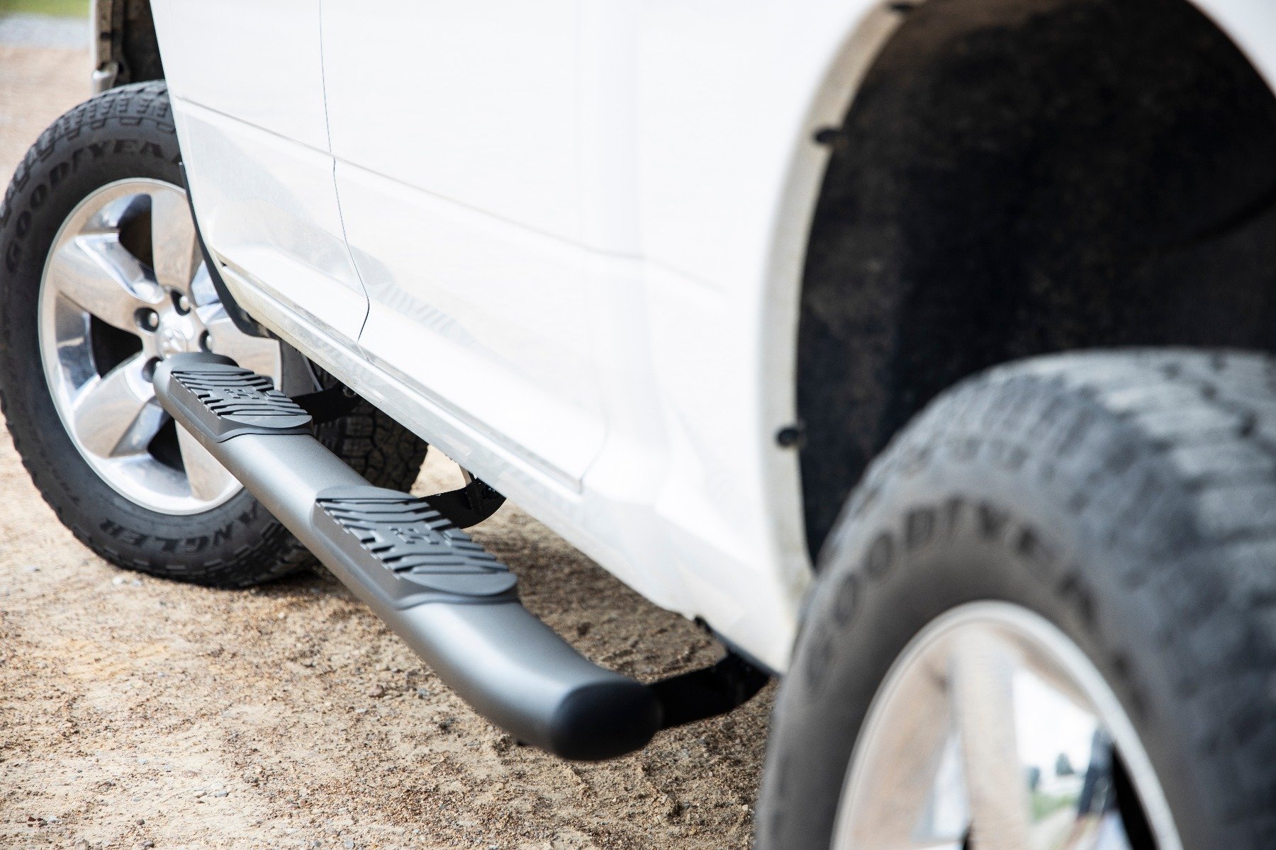 Oval Nerf Step | Crew Cab | Black | Ram 1500/2500/3500 2WD/4WD (2010-2024 & Classic) - Image 5