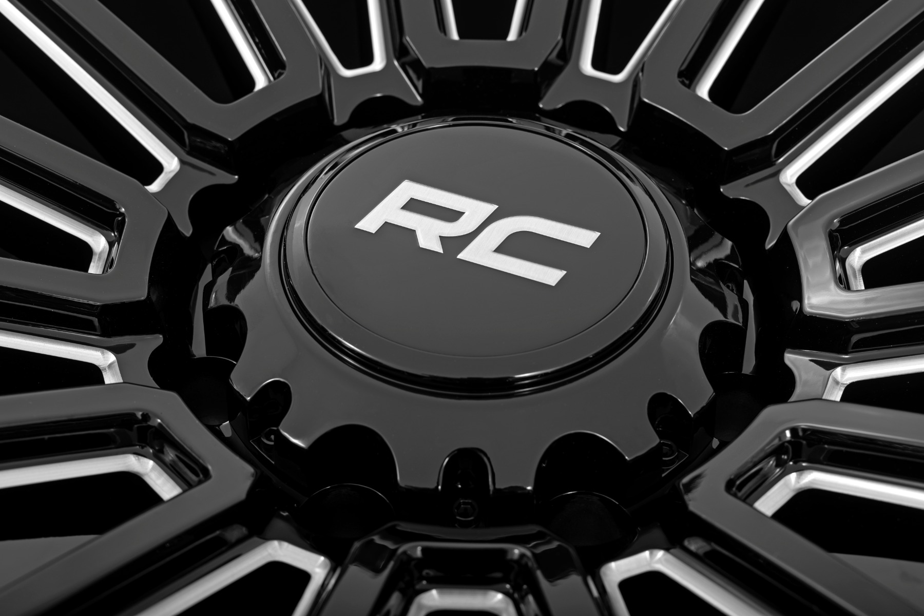 Rough Country 97 Series Wheel | One-Piece | Gloss Black | 20x10 | 8x6.5 | -19mm - Image 6