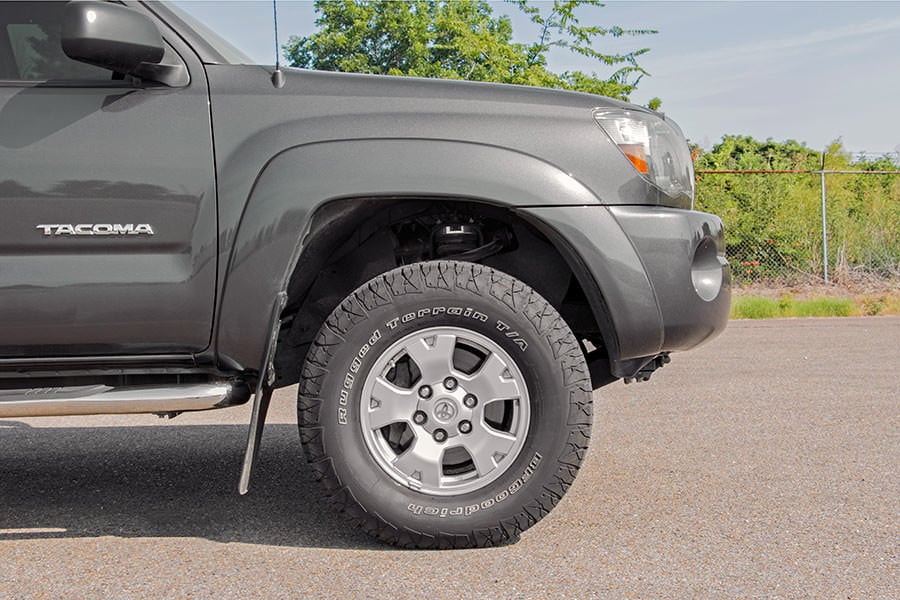 2 Inch Leveling Kit | Aluminum | Red | Toyota Tacoma 2WD/4WD (2005-2023) - Image 4