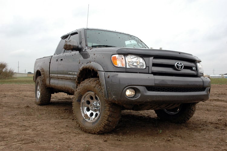 2.5 Inch Lift Kit | M1 Struts/M1 | Toyota Tundra 4WD (2000-2006) - Image 4
