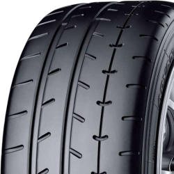 Yokohama ADVAN A052 285/35ZR20 (28x11.2R 20)